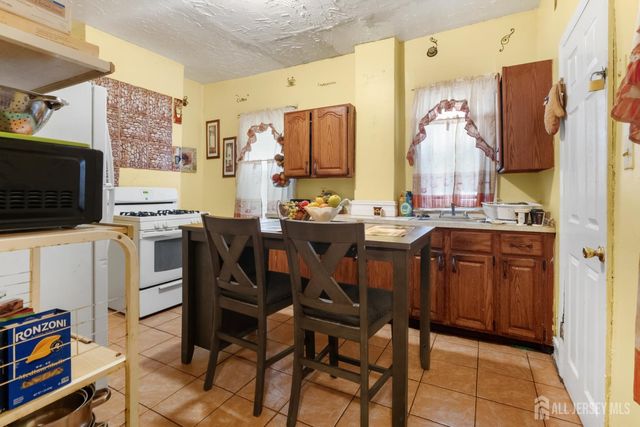 48 Shepard Avenue, East Orange, NJ 07018