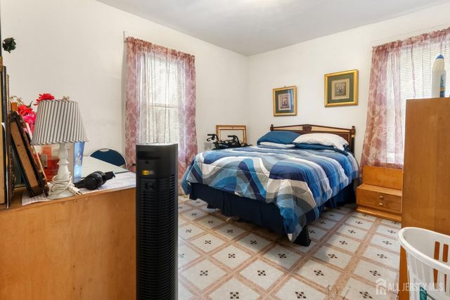 48 Shepard Avenue, East Orange, NJ 07018