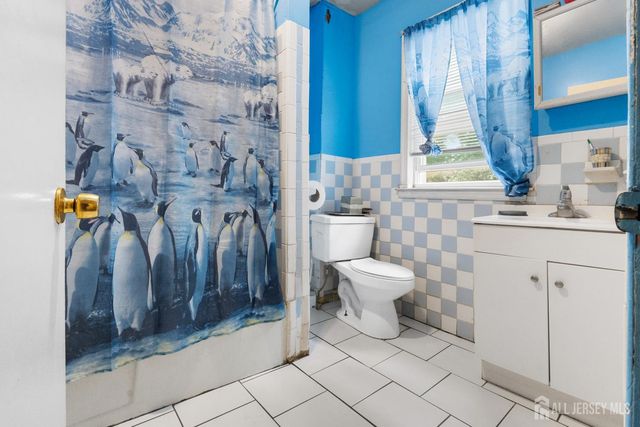 48 Shepard Avenue, East Orange, NJ 07018