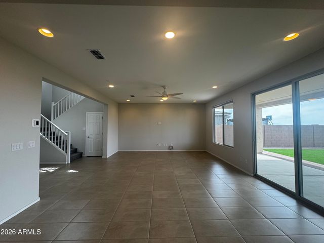7053 W OBERLIN Way, Peoria, AZ 85383