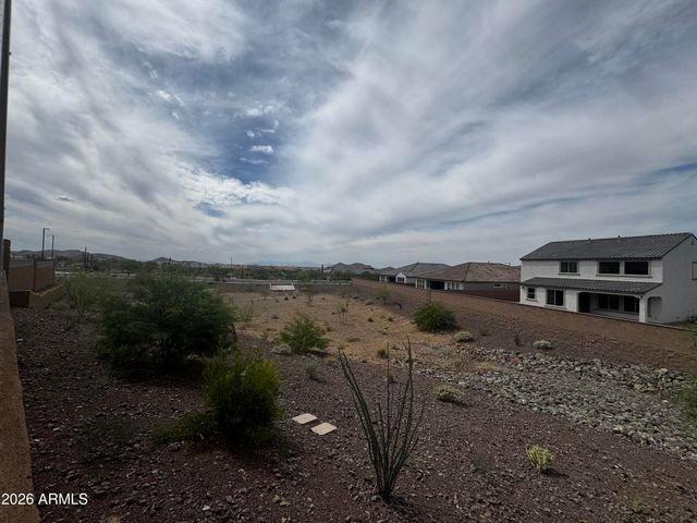 7053 W OBERLIN Way, Peoria, AZ 85383