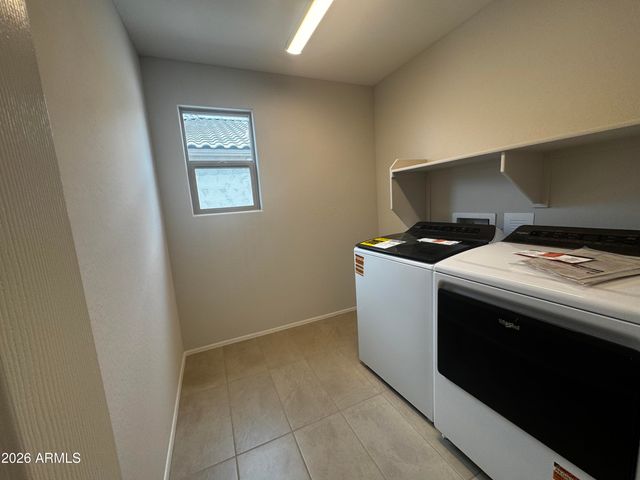 7053 W OBERLIN Way, Peoria, AZ 85383