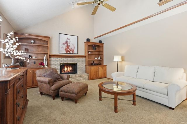 8213 Becketts Ridge Lane, Fort Wayne, IN 46825