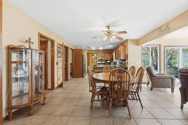 8213 Becketts Ridge Lane, Fort Wayne, IN 46825