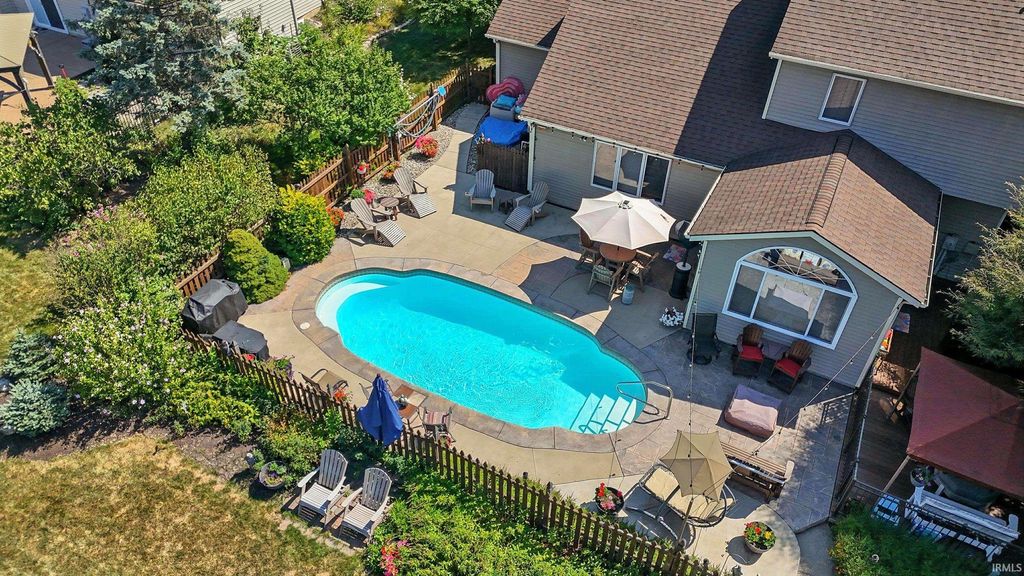 8213 Becketts Ridge Lane, Fort Wayne, IN 46825