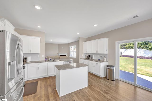 207 Bridlewood Lane, Piedmont, SC 29673