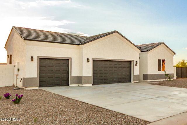 14910 S COUNTRY CLUB Drive, Arizona City, AZ 85123