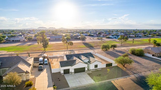 14910 S COUNTRY CLUB Drive, Arizona City, AZ 85123