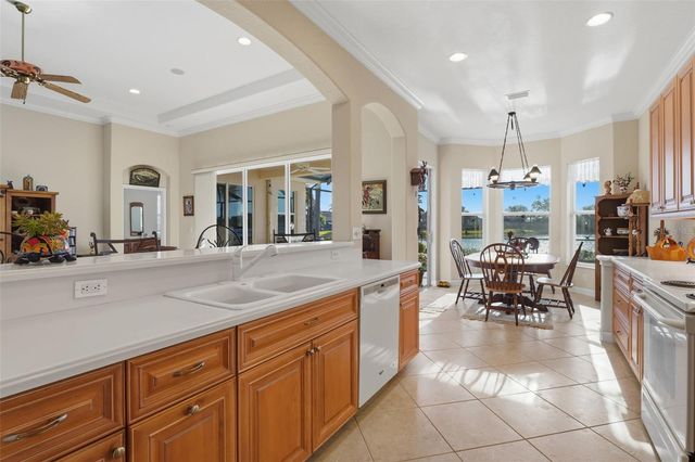 142 RIMINI WAY, North Venice, FL 34275