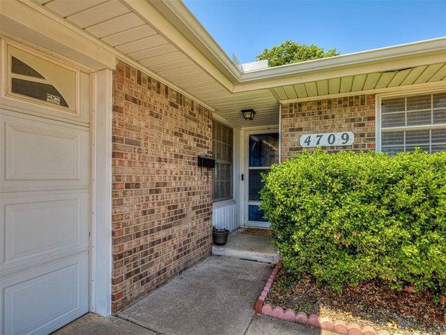 4709 Newport Drive, Del City, OK 73115