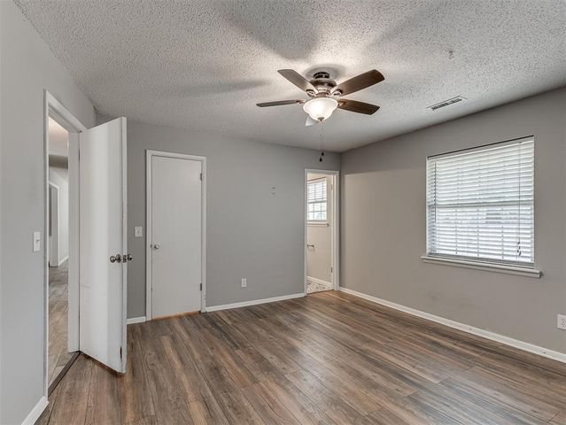 4709 Newport Drive, Del City, OK 73115