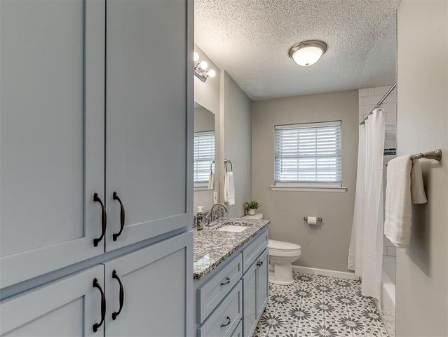 4709 Newport Drive, Del City, OK 73115