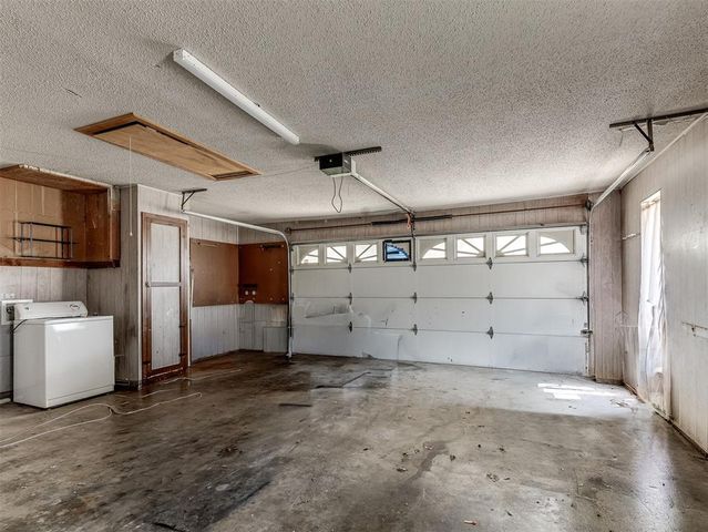 4709 Newport Drive, Del City, OK 73115