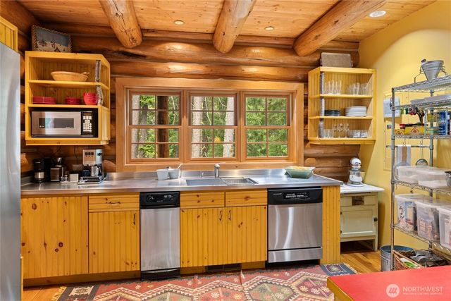16341 Salmon La Sac Road, Ronald, WA 98940