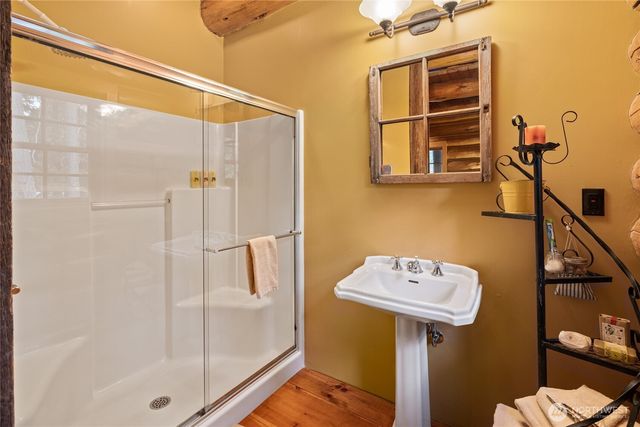 16341 Salmon La Sac Road, Ronald, WA 98940