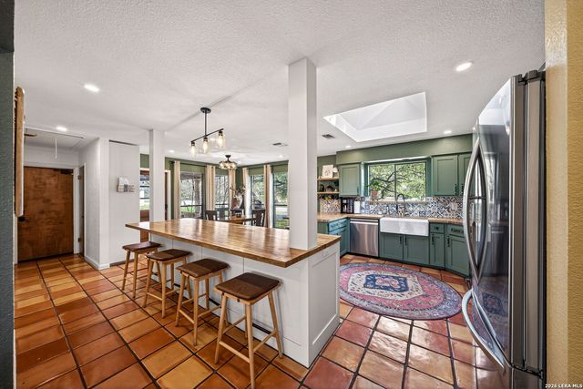 9325 Bluebell, Garden Ridge, TX 78266