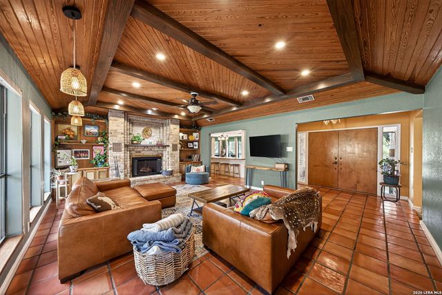 9325 Bluebell, Garden Ridge, TX 78266