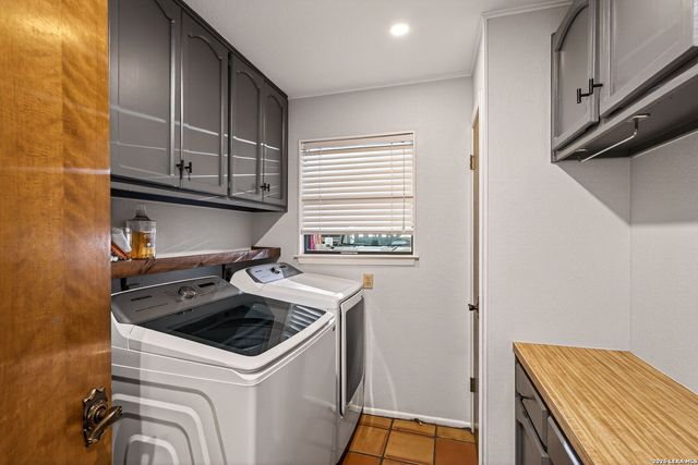 9325 Bluebell, Garden Ridge, TX 78266