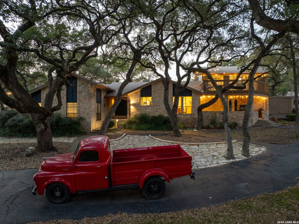 9325 Bluebell, Garden Ridge, TX 78266