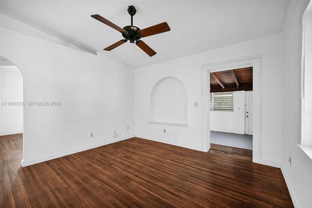 16901 SW 94th Avenue, Palmetto Bay, FL 33157