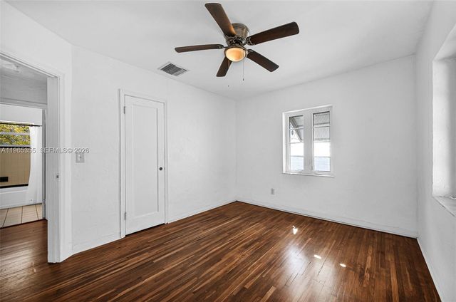 16901 SW 94th Avenue, Palmetto Bay, FL 33157