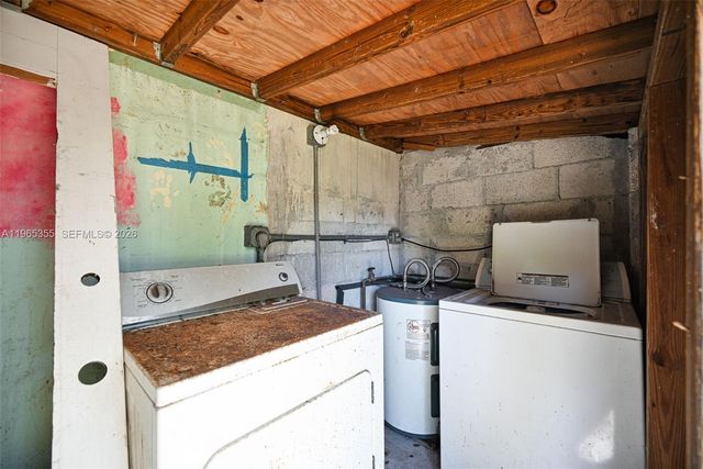 16901 SW 94th Avenue, Palmetto Bay, FL 33157