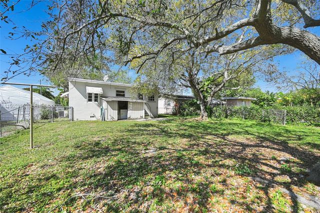 16901 SW 94th Avenue, Palmetto Bay, FL 33157