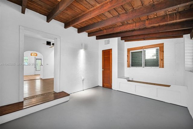 16901 SW 94th Avenue, Palmetto Bay, FL 33157