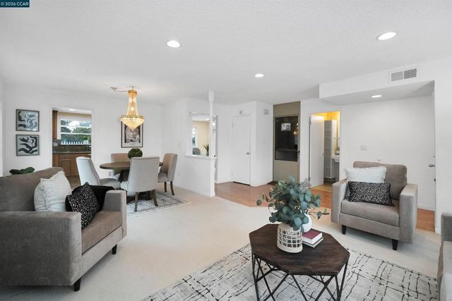 922 922 Coral Dr, Rodeo, CA 94572