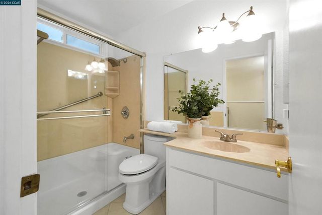 922 922 Coral Dr, Rodeo, CA 94572