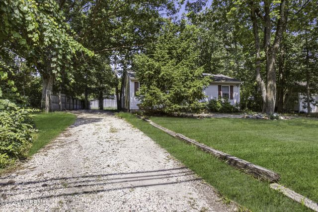 255 S Stump Tavern Road, Jackson, NJ 08527