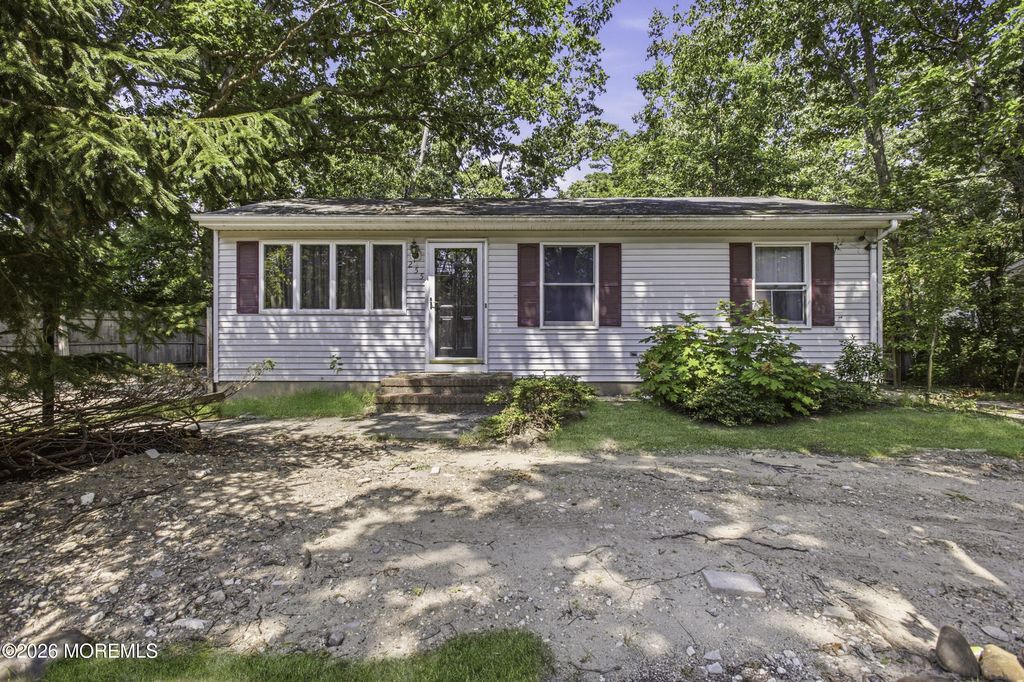 255 S Stump Tavern Road, Jackson, NJ 08527
