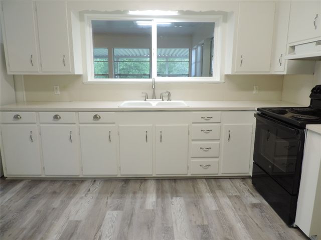 581 Alexander Road, Stephenville, TX 76401