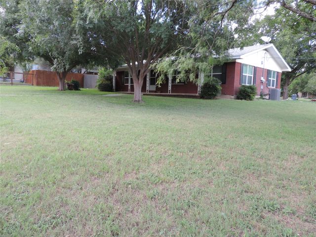 581 Alexander Road, Stephenville, TX 76401