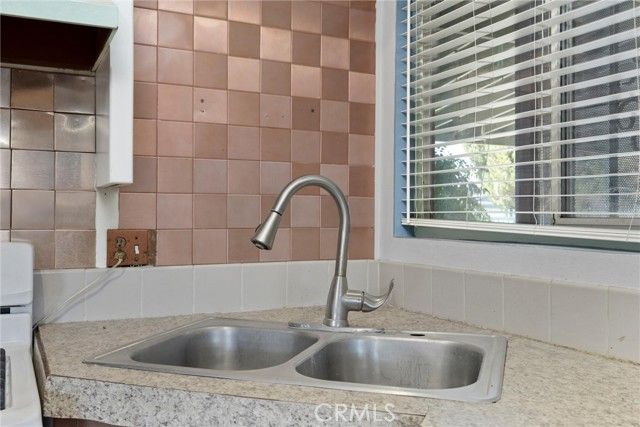 205 Suzanne Lane, Taft, CA 93268