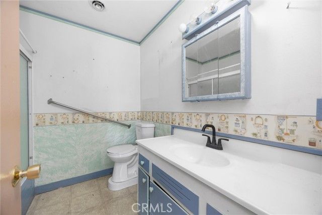 205 Suzanne Lane, Taft, CA 93268