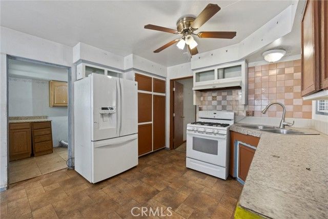 205 Suzanne Lane, Taft, CA 93268