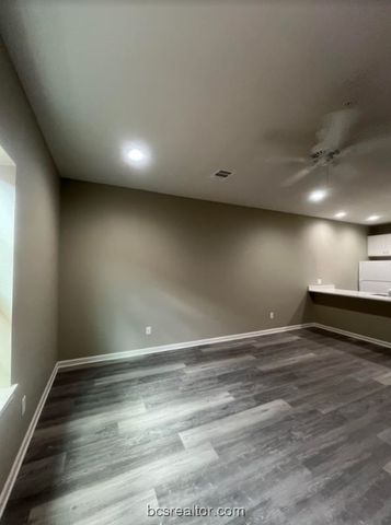 1305 W Villa Maria Road D105, Bryan, TX 77801