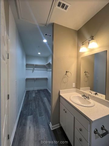 1305 W Villa Maria Road D105, Bryan, TX 77801