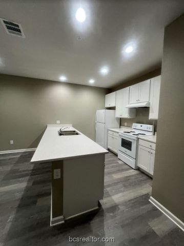 1305 W Villa Maria Road D105, Bryan, TX 77801