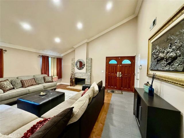 17320 Alexandra Cir, Cerritos, CA 90703