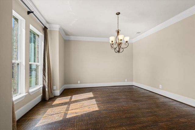 15811 Crestbrook Drive, Houston, TX 77059