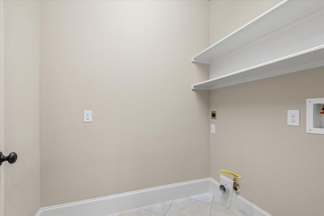 15811 Crestbrook Drive, Houston, TX 77059