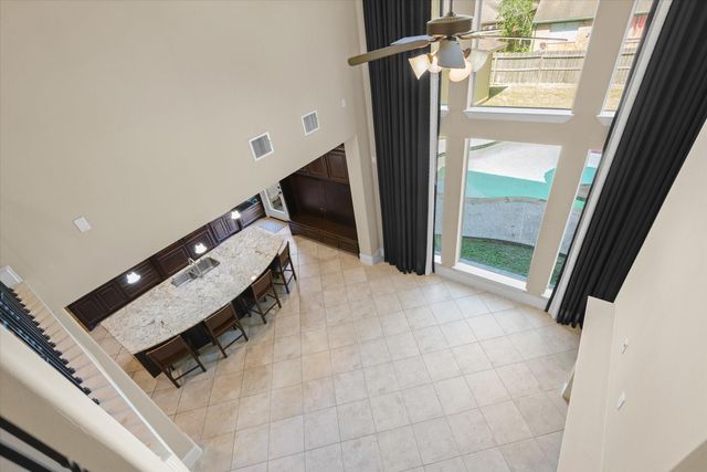 15811 Crestbrook Drive, Houston, TX 77059