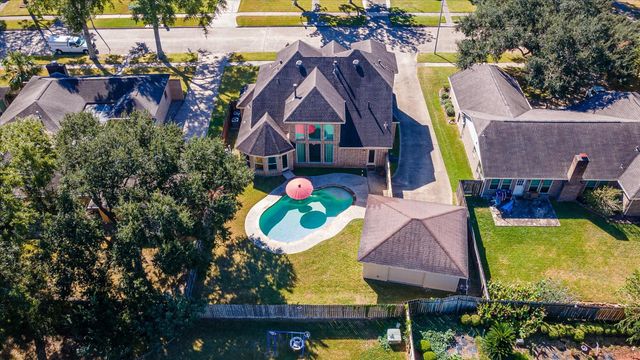 15811 Crestbrook Drive, Houston, TX 77059