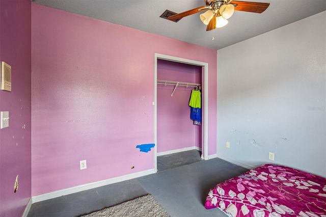 2302 TOWERING OAKS CIRCLE, Seffner, FL 33584