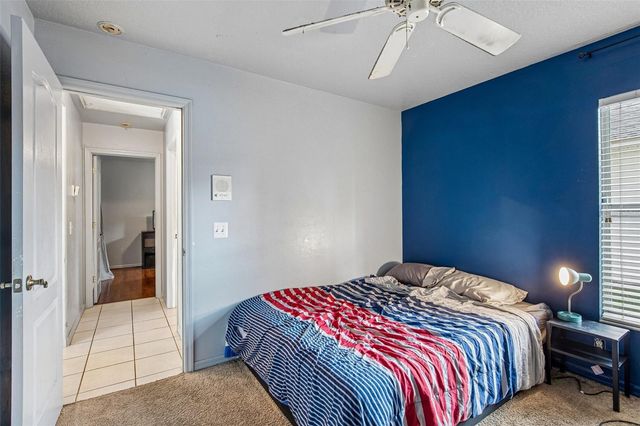 2302 TOWERING OAKS CIRCLE, Seffner, FL 33584