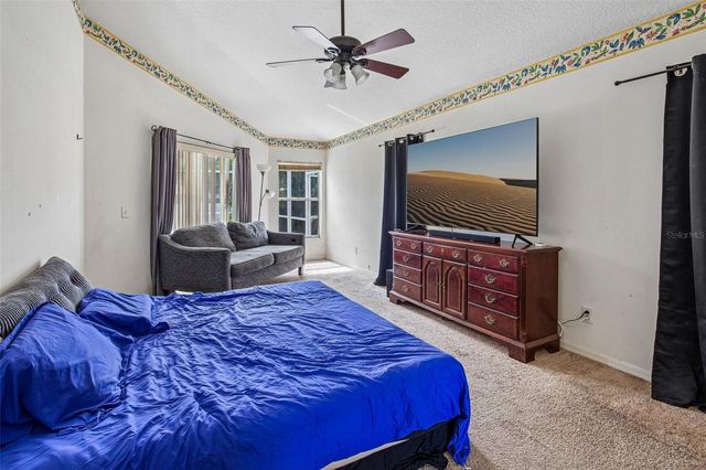 2302 TOWERING OAKS CIRCLE, Seffner, FL 33584