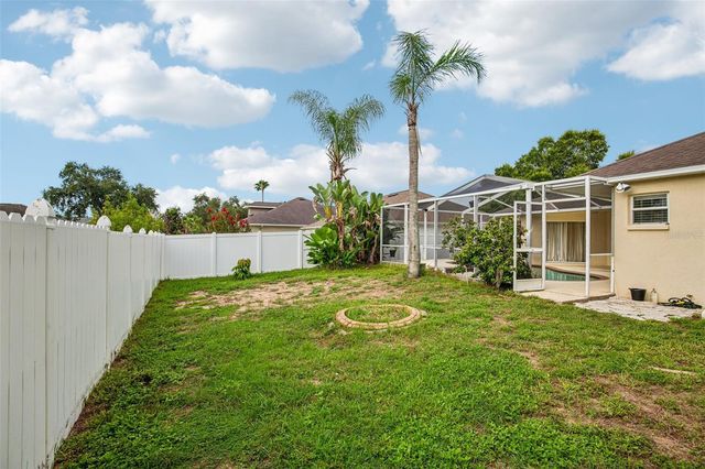 2302 TOWERING OAKS CIRCLE, Seffner, FL 33584