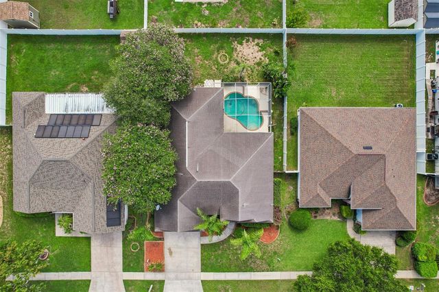 2302 TOWERING OAKS CIRCLE, Seffner, FL 33584